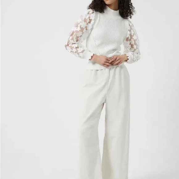 NWT FRENCH CONNECTION Juri Mozart Floral Appliqué Sweater. - Picture 6 of 9